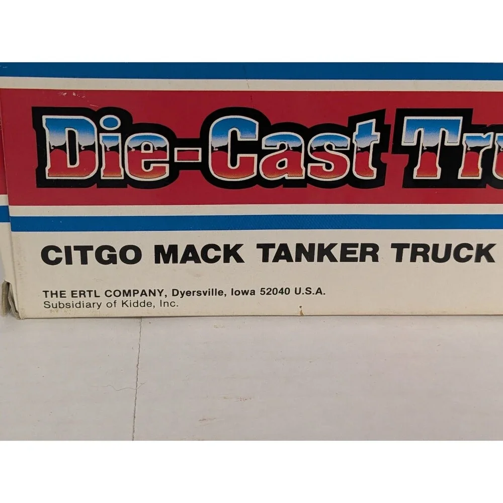 ERTL, 1/64 SCALE CITGO MACK TRACTOR TRAILER TANKER TRUCK. #9262FO. SEE AD. (F33)